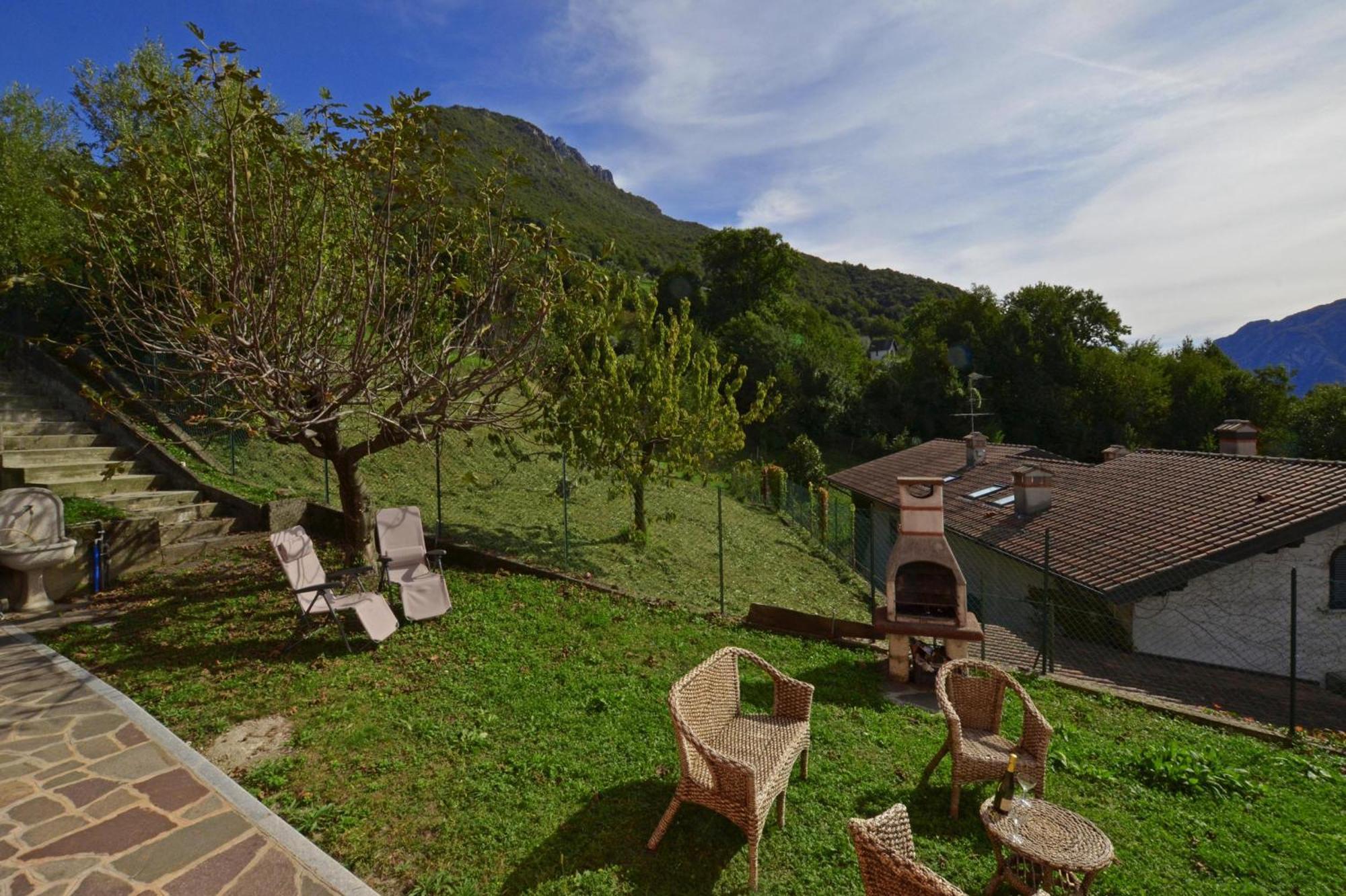 Casa Virginia Villa แมนเดลโล เดล ลาริโอ ภายนอก รูปภาพ